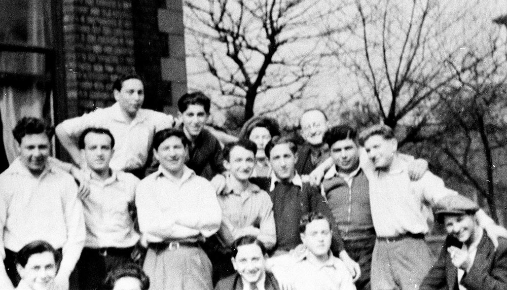 Chaim (bottom Third From Left) With Fellow Teenage Survivors At A Hostel In Middleton Road, 1946.